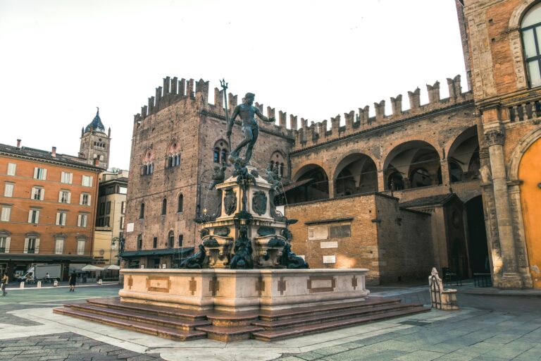 living in italy: pros and cons