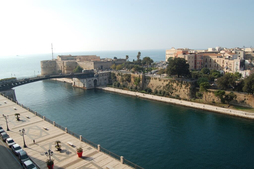 buy a home in taranto italy
