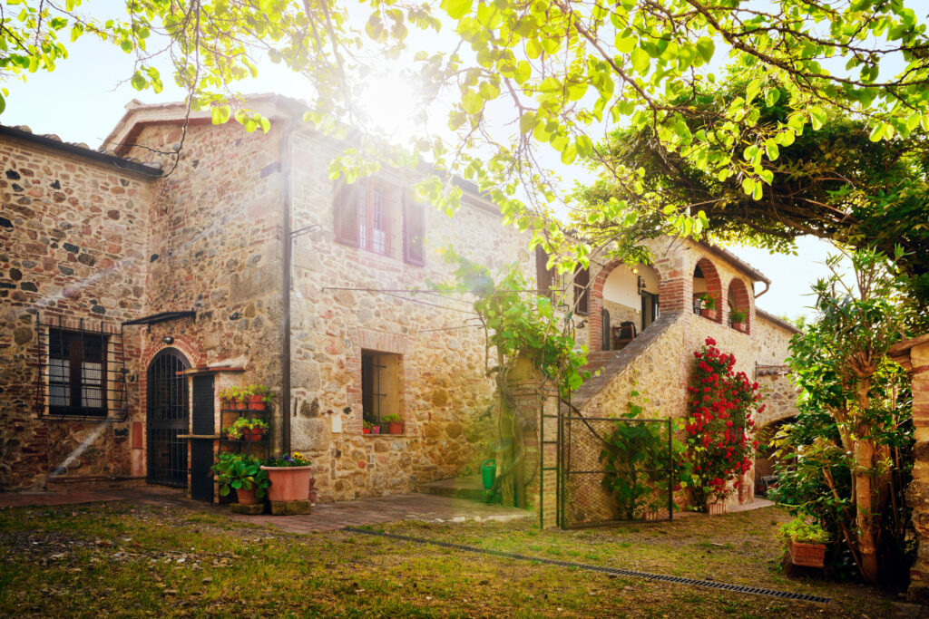 buying property in lombardy
