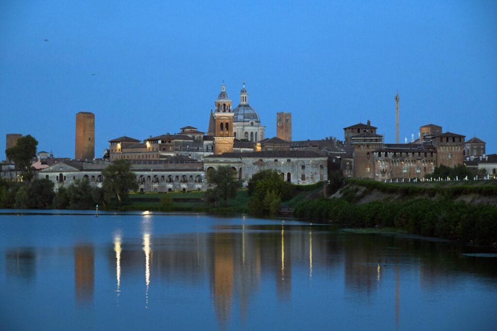 buying property in lombardy