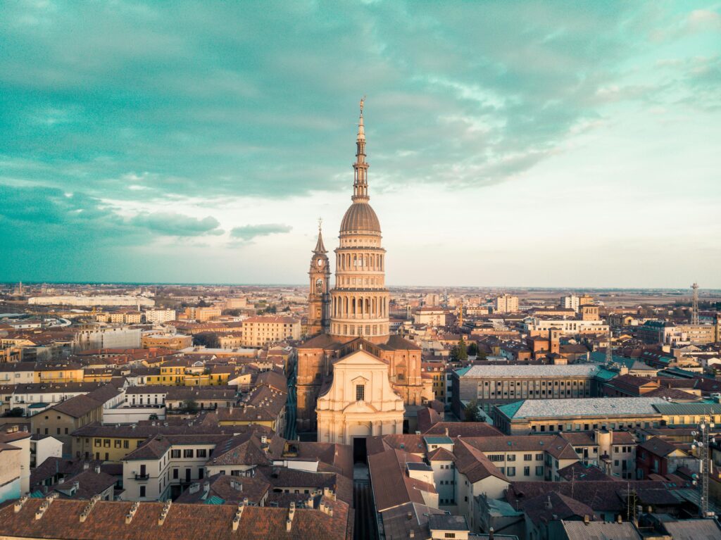  Basilica of San Gaudenzio 