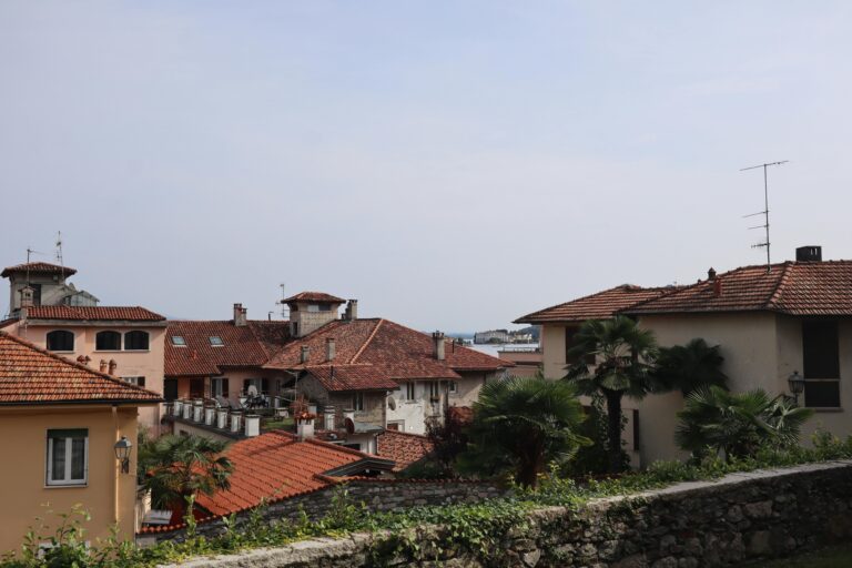 buy property in lombardy