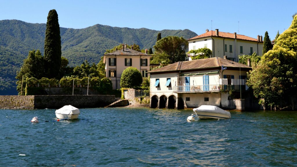 hiring builders in italy