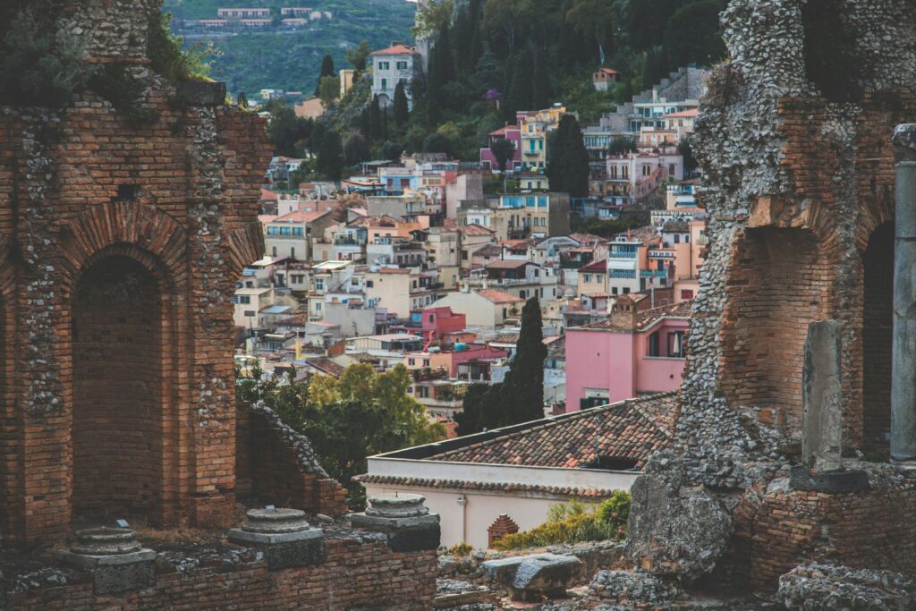 move to taormina